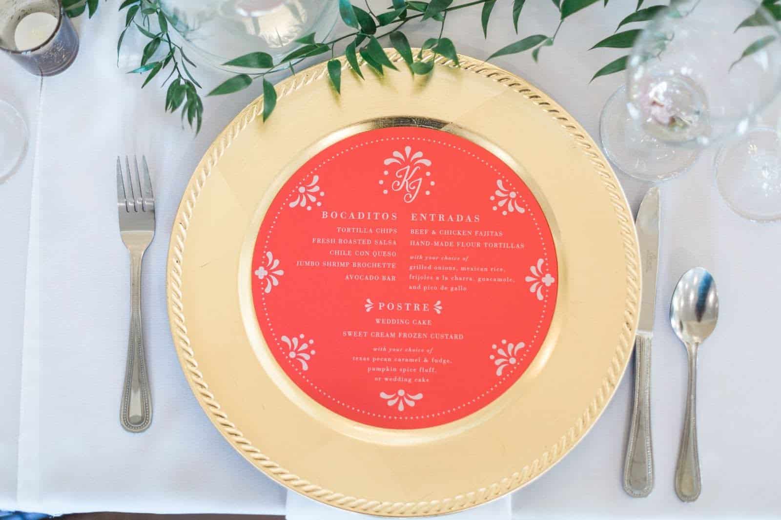 Plate setting for a Mexican wedding with a Spanish menu