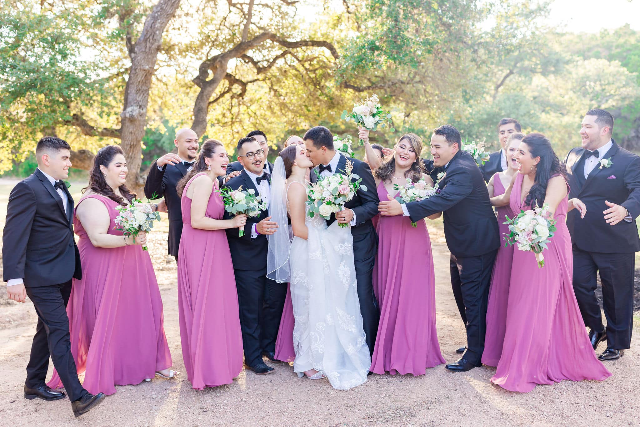 Bride and groom with entire wedding party